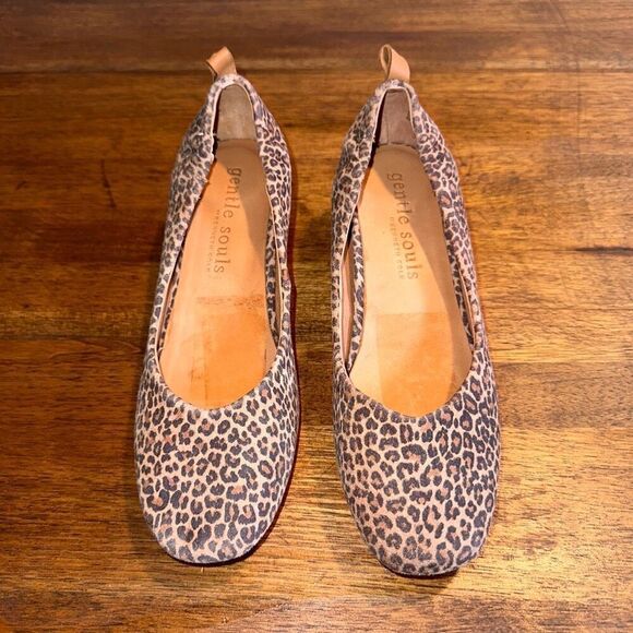 NWOB Gentle Soul by Kenneth Cole Ella Animal Print Pumps - Picture 3 of 6